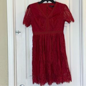Burgundy Deep V Neck Short Sleeve Lace Dress Size Small